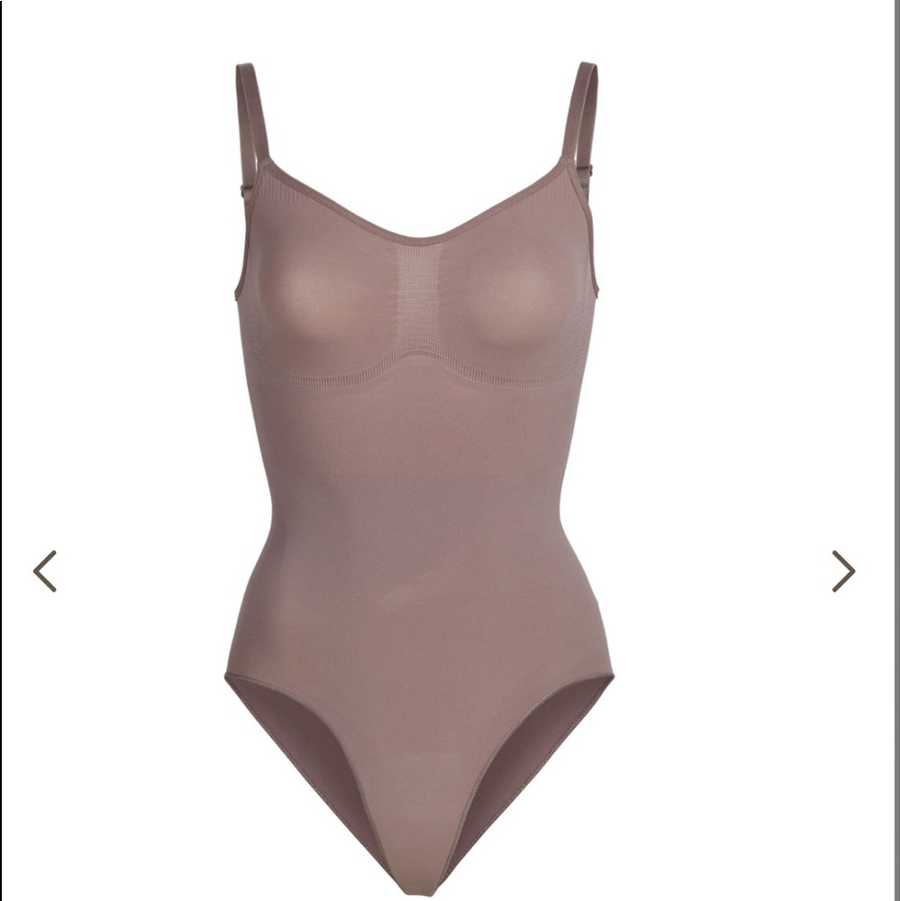 skims sculpting bodysuit S/M